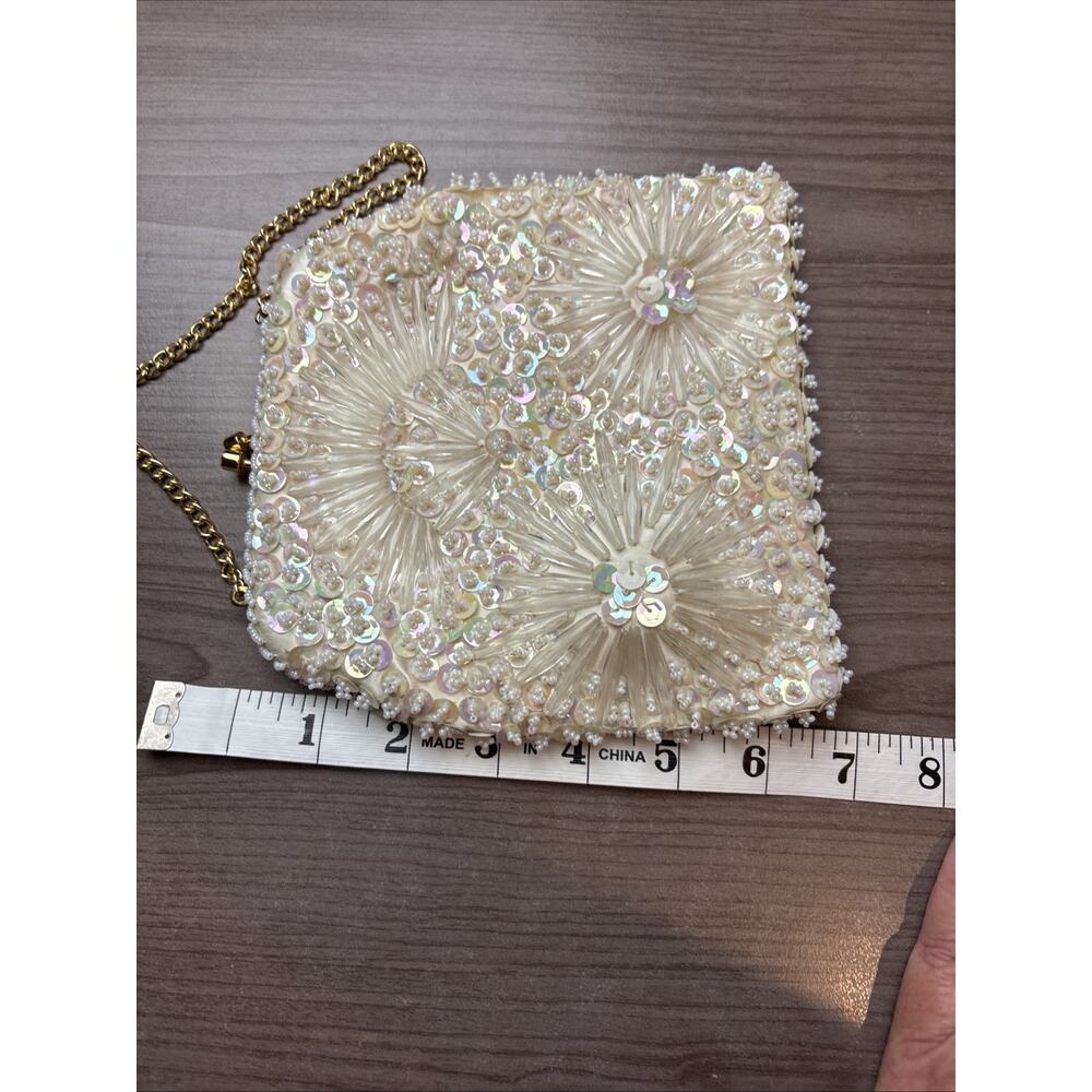 White Beaded/Sequins Clutch Purse - Picture 8 of 8